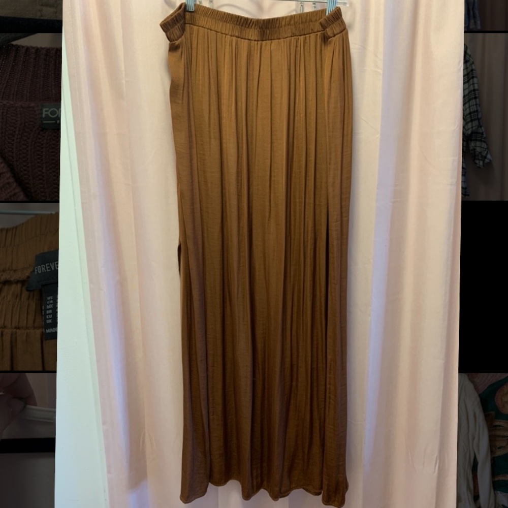 Silky forever 21 elastic skirt